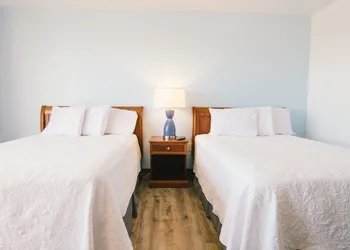 Midtown Inn hotel thumbnail 8