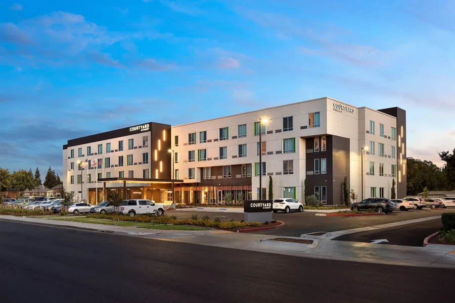 Courtyard by Marriott Fresno Clovis hotel detail image 2