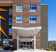 La Quinta Inn & Suites by Wyndham Locust Grove hotel detail image 3