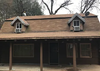 Mountain Trail Lodge & Vacation Rentals hotel thumbnail 3