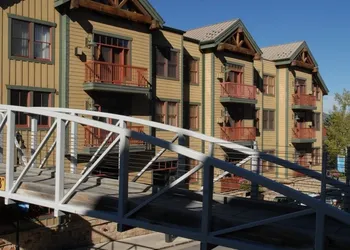 Lift Lodge Condo hotel thumbnail 2