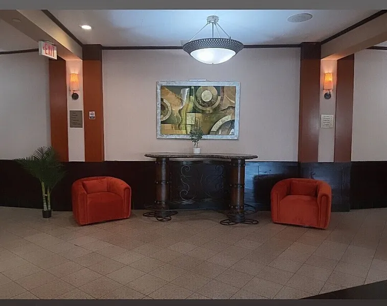 Clarion Hotel & Suites hotel detail image 2