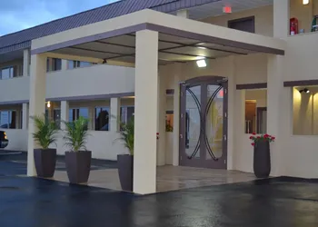 Motel 75 Monroe hotel thumbnail 8