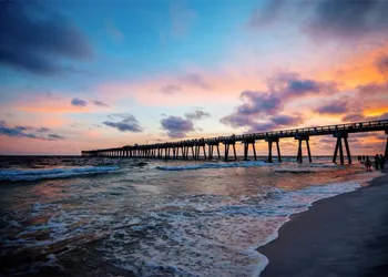 Majestic Beach Condos hotel thumbnail 2