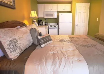 Majestic Beach Condos hotel thumbnail 5