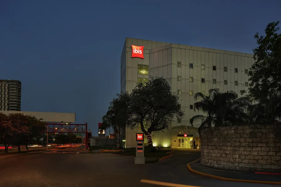 ibis Monterrey Valle hotel detail image 2
