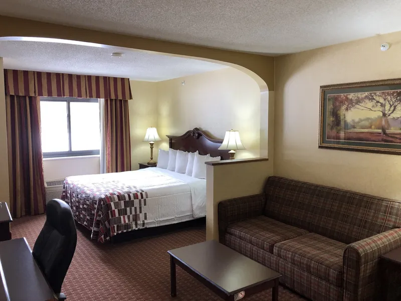 Red Roof Inn & Suites Chestertown hotel detail image 6