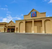 Motel 6 Lester, PA - Philadelphia Airport hotel detail image 3