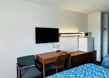 American Inn hotel thumbnail 4
