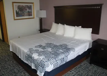 Pier Inn hotel thumbnail 7