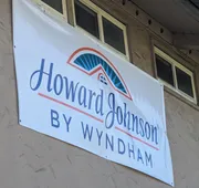 Olive Tree Inn & Suites, a Howard Johnson by Wyndham hotel detail image 3