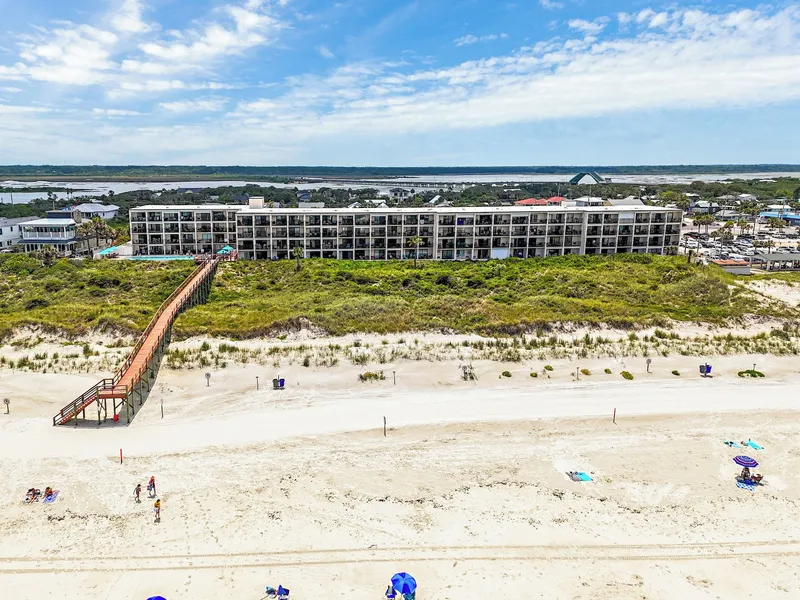 Beacher's Lodge Oceanfront Suites hotel detail image 6