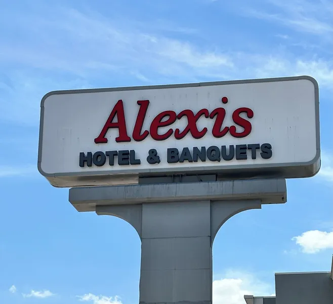 Alexis Hotel & Banquets Dallas Park Central Galleria hotel detail image 2