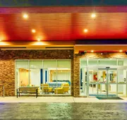 Holiday Inn Express & Suites Harrisonburg University Area by IHG hotel detail image 4