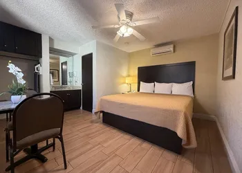 Hotel San Luis hotel thumbnail 6