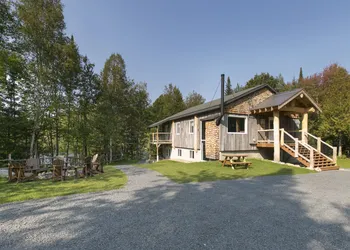 Locations du Sommet - Grand Lodge hotel thumbnail 2