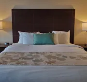 Cobblestone Suites Oshkosh hotel detail image 4