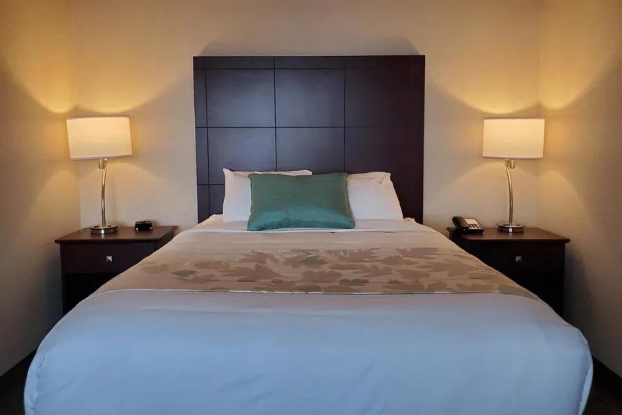 Cobblestone Suites Oshkosh hotel detail image 6