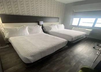 Best Western Plus City Line Hotel hotel thumbnail 5