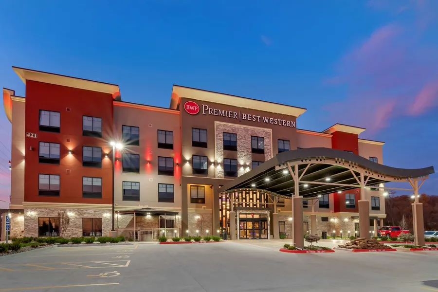 Best Western Premier Liberty Inn & Suites hotel detail image 2