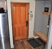 Silvermill 2 Bedroom 2 Bath B hotel detail image 3