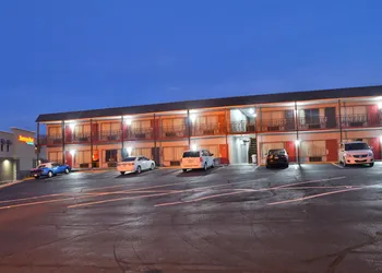 I-26 Inn hotel thumbnail 2