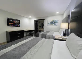 Capital Urban hotel thumbnail 2