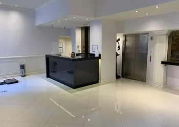Rose Hotel hotel thumbnail 5