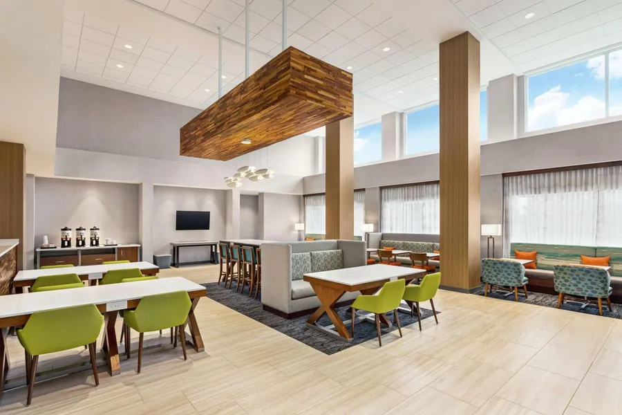 Hampton Inn & Suites Miami Kendall hotel detail image 6