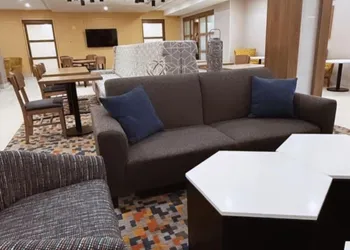 Hampton Inn by Hilton Montreal East Anjou hotel thumbnail 5