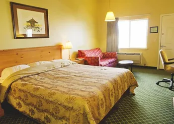 Hunters Hot Springs Resort hotel thumbnail 5
