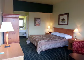 Hunters Hot Springs Resort hotel thumbnail 7