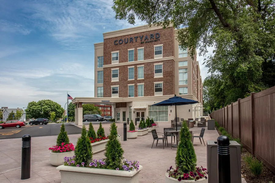 Courtyard by Marriott Rochester Downtown hotel detail image 2