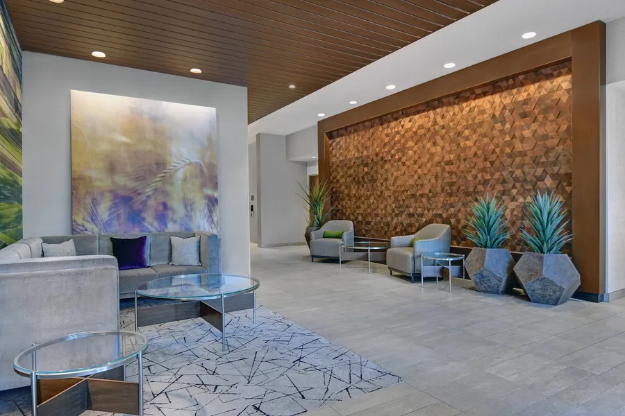 Courtyard by Marriott Manhattan Aggieville hotel detail image 6