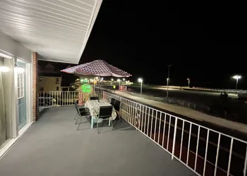 Searay Motel hotel thumbnail 2