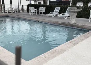 Hotel Los Robles hotel thumbnail 2