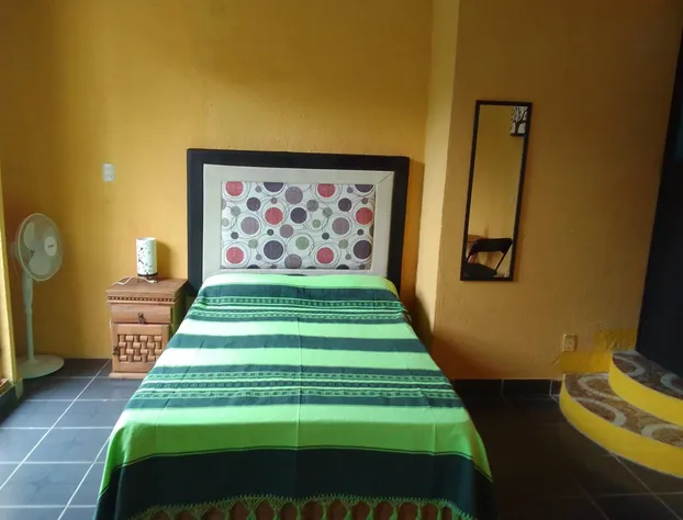 Hospedaje Casa Cortés - Recamaras de Descanso en Tepoztlán Mor hotel detail image 2
