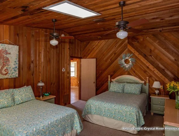 Riverfront Treetop Bungalow hotel detail image 1