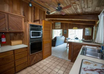 Riverfront Treetop Bungalow hotel thumbnail 4