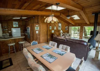 Riverfront Treetop Bungalow hotel thumbnail 7