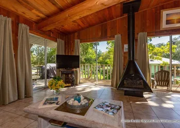 Riverfront Treetop Bungalow hotel thumbnail 8
