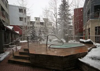 Silver Mill 8304 hotel thumbnail 3
