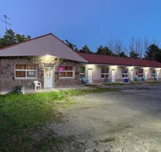 Muskoka Nights Motel hotel detail image 3
