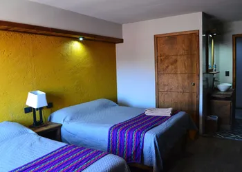 Santa Cruz Plus hotel thumbnail 2