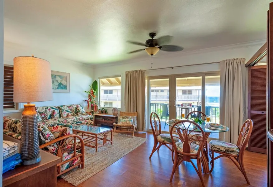 Hanalei Colony Resort J3 - steps to the sand oceanfront views all around! hotel detail image 2