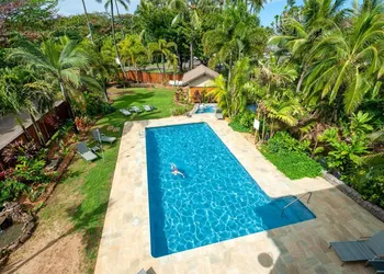 Hanalei Colony Resort J3 - steps to the sand oceanfront views all around! hotel thumbnail 3
