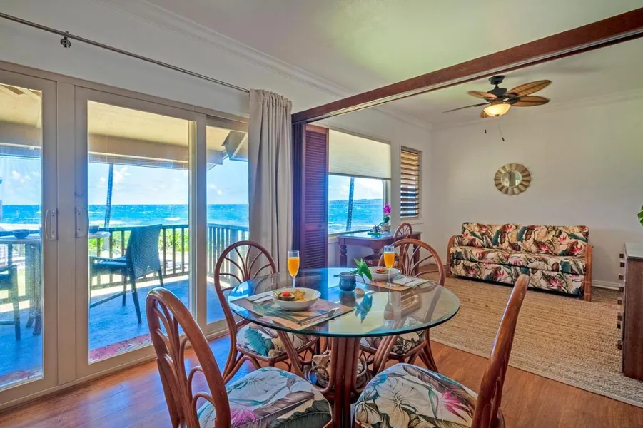 Hanalei Colony Resort J3 - steps to the sand oceanfront views all around! hotel detail image 6