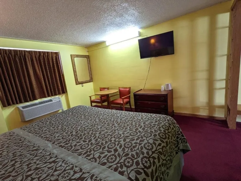 Great Plains Budget Inn hotel detail image 6