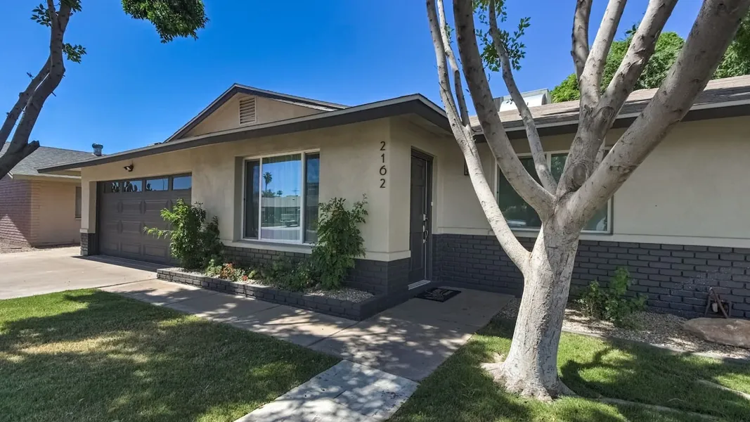 Tempe Remodel w/ Sparkling Pool and Game Room! hotel detail image 2