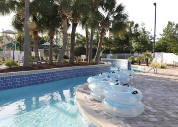 Unit at the Sheraton Broadway Plantation hotel thumbnail 2
